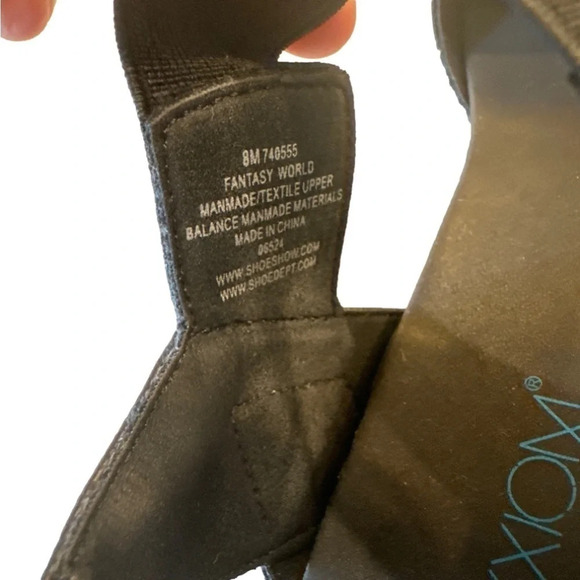 Axxiom Women’s Fantasy World Black Leather Clogs sandals shoes women’s size 8 - Picture 2 of 8